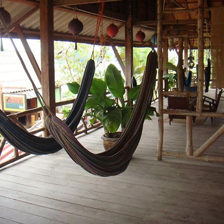 Crazygecko Hotel Don Det Exterior photo